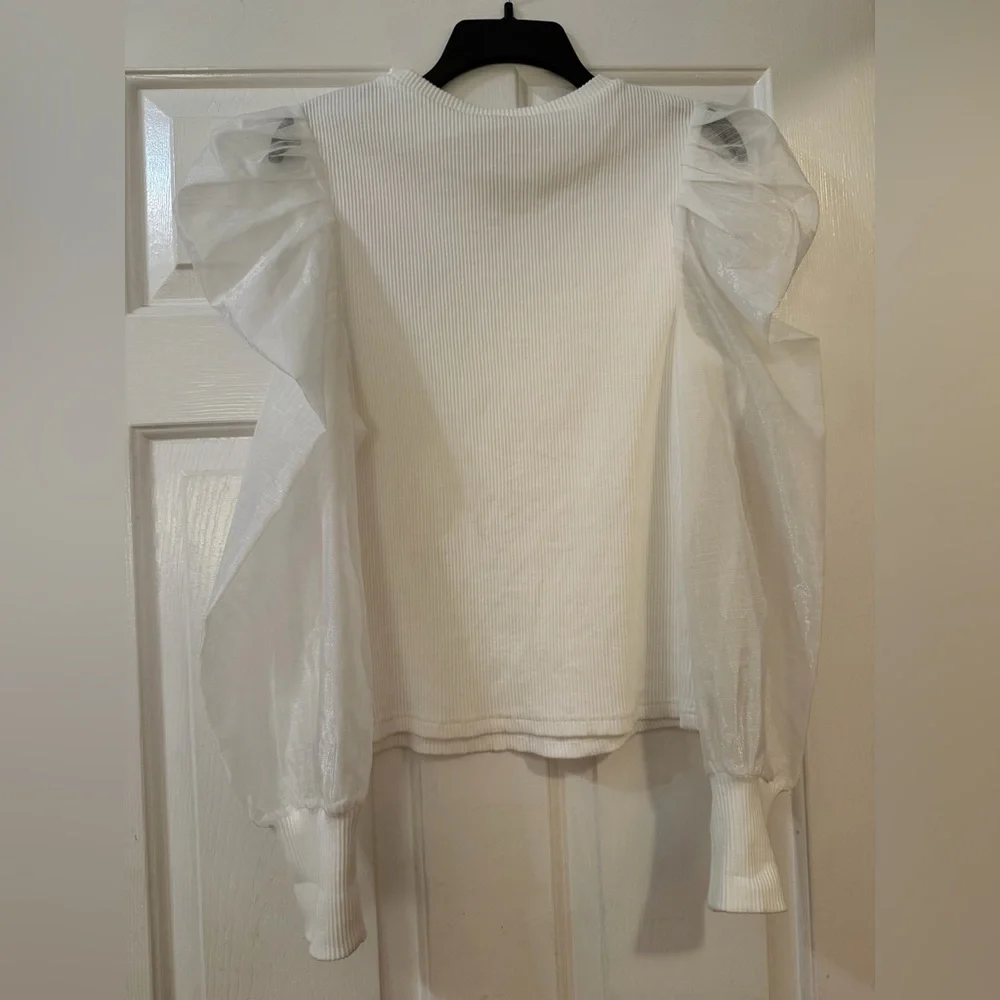Anthropologie Dolan Elegant Feminine White Puff Organza Sleeve Top